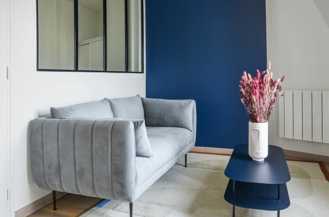 Flat near Arc de Triomphe