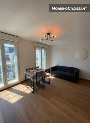 3 rooms, balcony, private parking