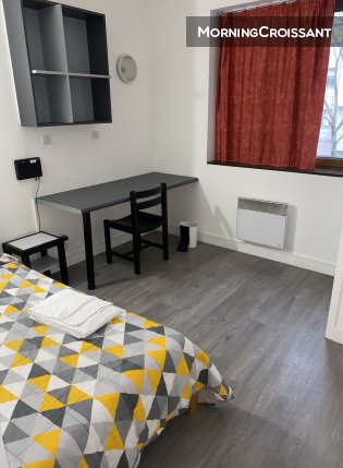 14m² studio flat student residence