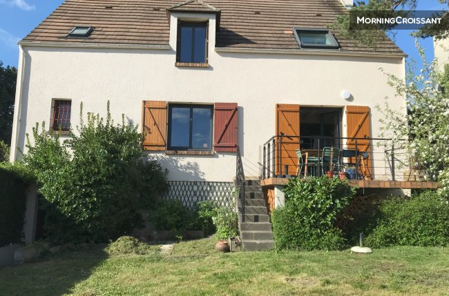 Family-size house near Paris-Saclay