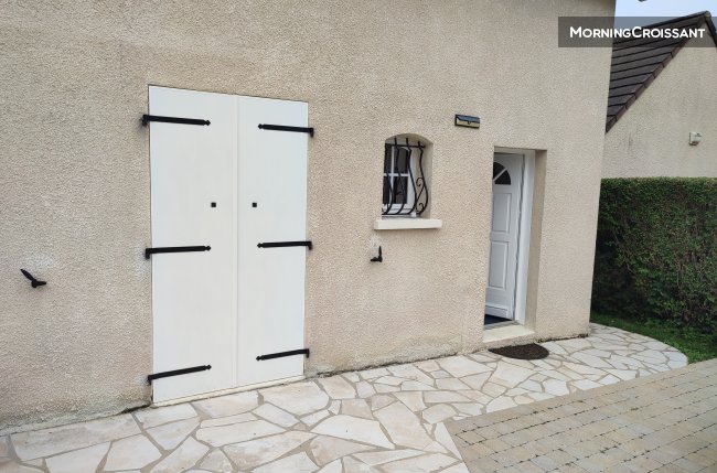 To rent beautiful furnished F2