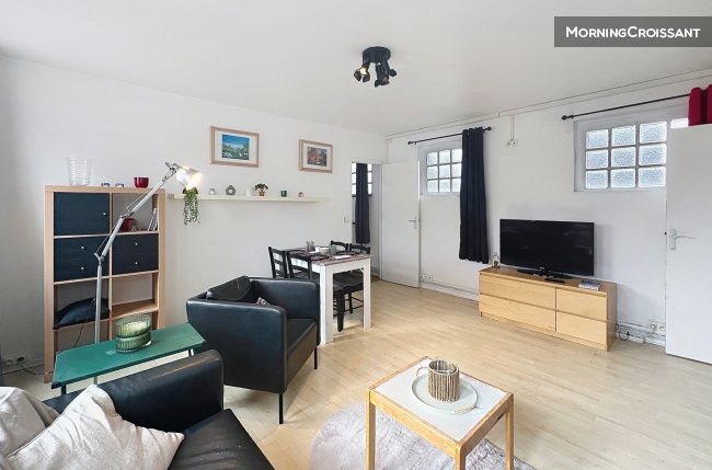 Large furnished 73 m2 apartment